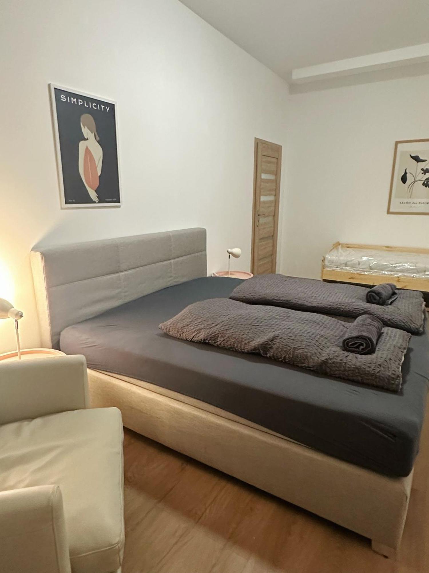 Apartmán 2Schlafenzimmer 5Betten Montuerwhonung Düsseldorf Exteriér fotografie